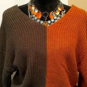 Ladies back knot 2 tone sweater